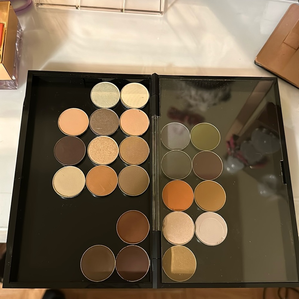Mac single shadows